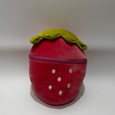 Giocattoli di peluche con cerniere in forma di fragola