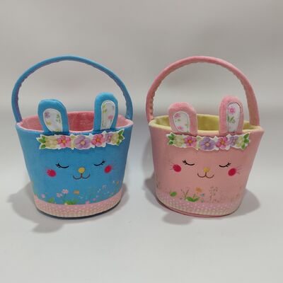 Cesta di conigli di Pasqua a due colori giocattolo di peluche collezione di regali per le vacanze morbide e colorate