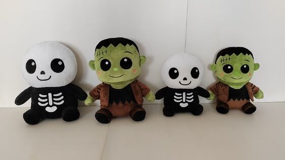 Peluche Bianco Fantasma di Halloween con Design Carino e Spettrale